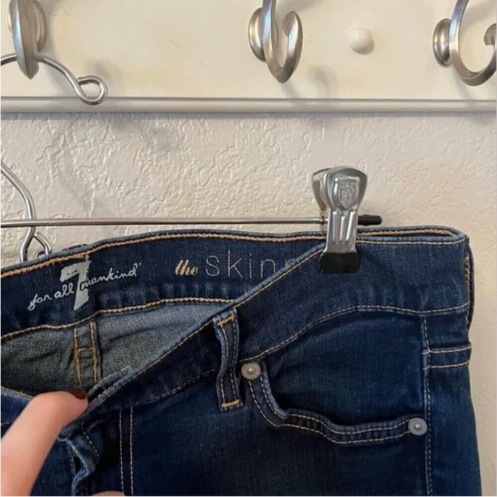 7 for All Mankind The Skinny Dark Wash Jeans - Picture 5 of 10